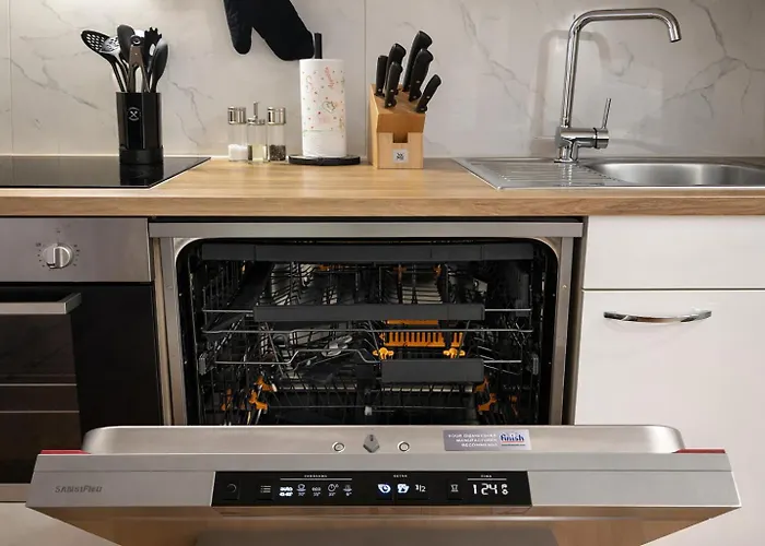 Modernes Fuer Geschaeftsreisende Und Paare - Wlan - Parkplatz - Nespresso - Zentral 아파트 첼레